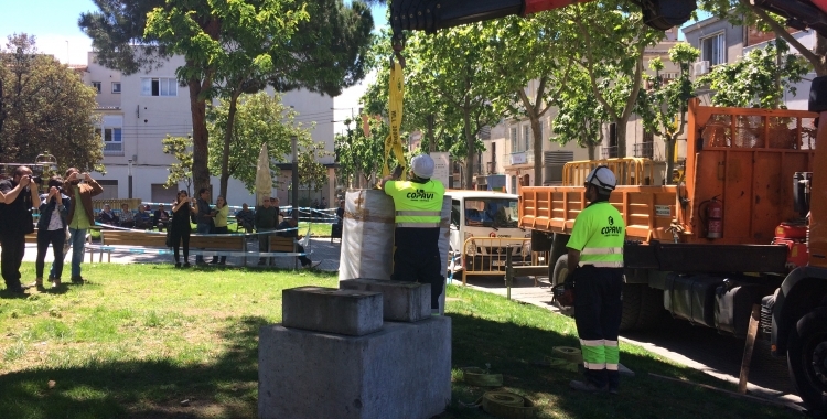El bust de l'alcalde Marcet es va retirar el maig del 2017, però el nom de la plaça encara es manté/ Arxiu Ràdio Sabadell