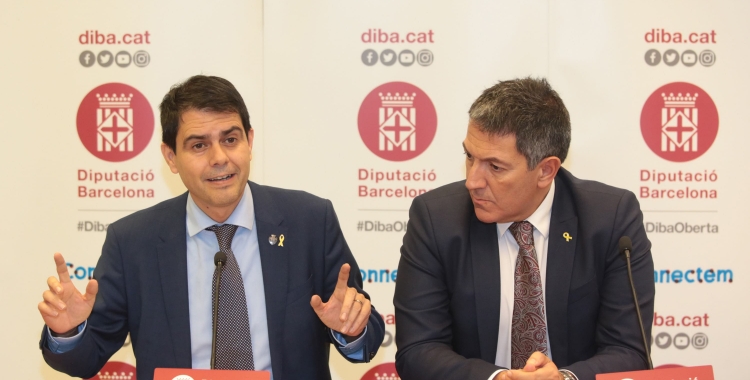 El president de la Diputació, Marc Castells (esquerra), presentant les inversions/ Diputació de Barcelona