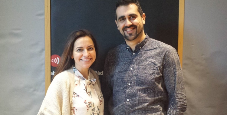 Anna Alàs i Diego M. Echebarría als estudis de Ràdio Sabadell | Pau Duran