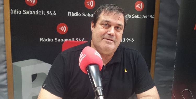 Ramon Vidal, als estudis de Ràdio Sabadell/ Pau Duran