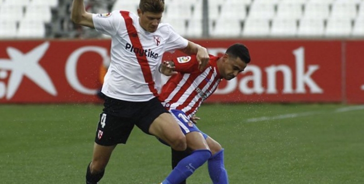 Mariano Konyk amb la samarreta del Sevilla Atlético 