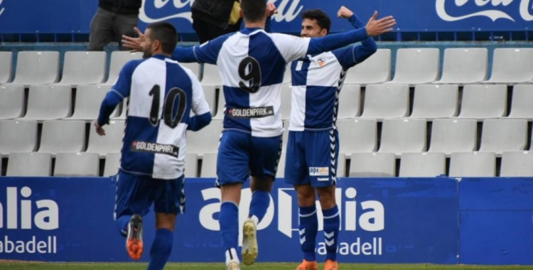 Néstor Querol celebra l'únic gol de la victòria d'avui | Críspulo Díaz