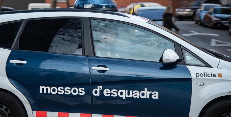 Unitat dels Mossos d'Esquadra sortint dels Jutjats de Sabadell | Roger Benet