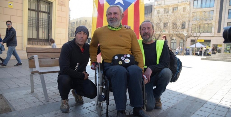 Jordi Puig denuncia la situació dels presos independentistes sobre la seva cadira de rodes | Roger Benet
