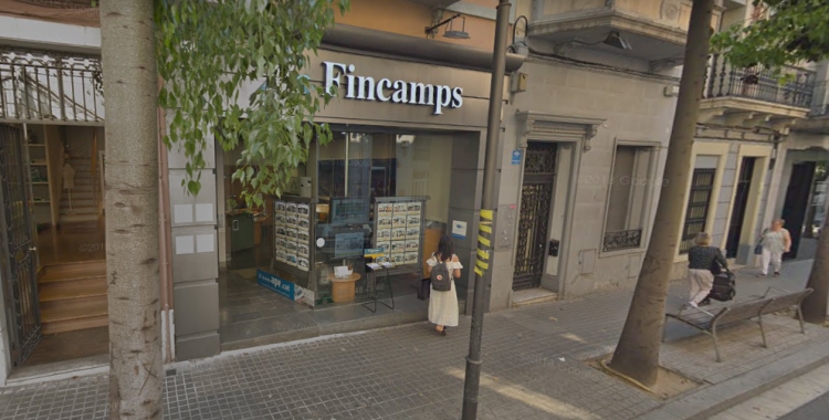 Façana de la immobiliària Fincamps | Google Maps