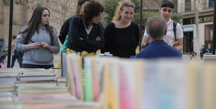 La Fira del Llibre Feminista es consolida en la seva quarta edició | Roger Benet