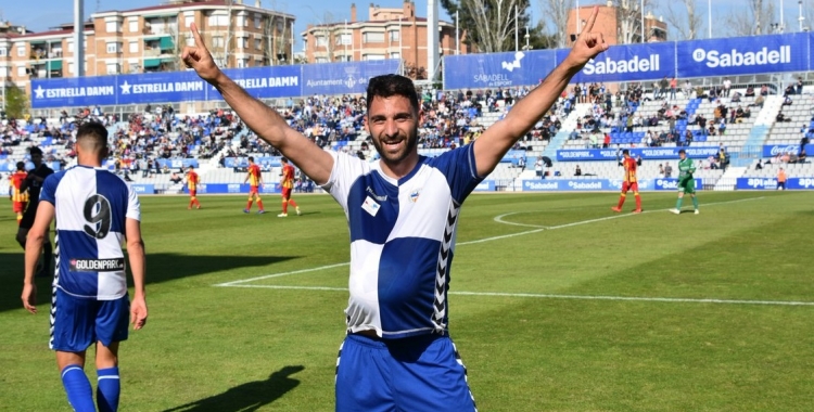 Arturo Rodríguez celebrant de manera especial el gol del triomf ahir contra el Lleida | Críspulo Díaz