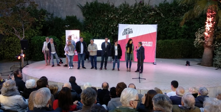 Moment en que tots els candidats del Vallès a l'alcaldia han pujat a l'escenari | Helena Molist