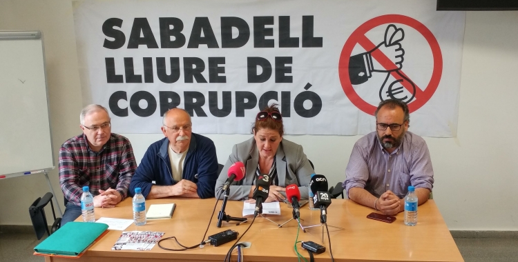 La Plataforma Sabadell Lliure de Corrupció en la roda de premsa d'avui | Pere Gallifa