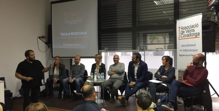 Tots els candidats a l'espai de l'Associació de Veïns de Covadonga | Ràdio Sabadell 