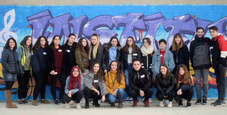 Alumnes de l'Institut Junqueres que aquest curs han participat en el programa de Mentoria Social | Ajuntament de Sabadell