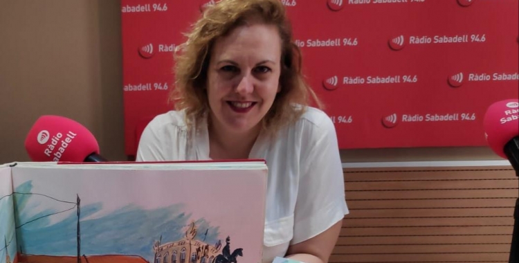 Mireia Gubianas als estudis de Ràdio Sabadell |Pau Duran 