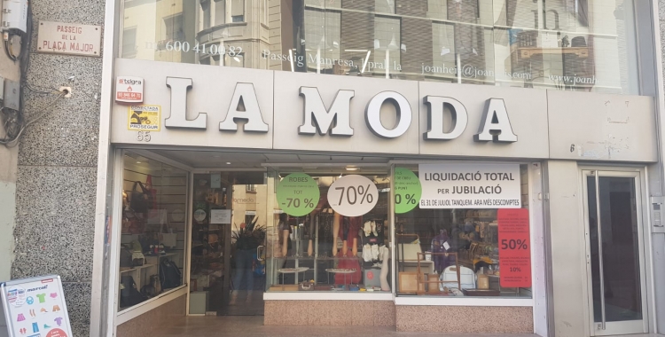 La botiga La Moda, al Passeig Manresa | Raquel Garcia