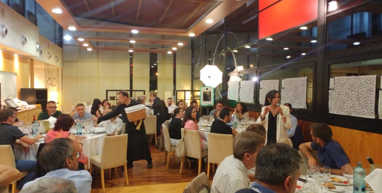 El sopar de la Xarxa Onion s'ha celebrat al Club de Tennis Sabadell | Pere Gallifa