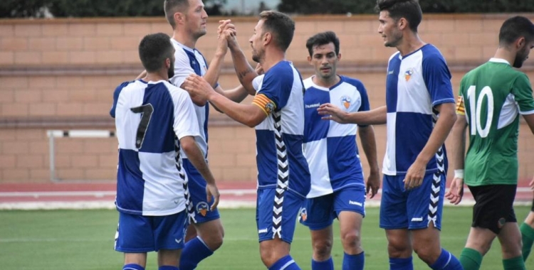 Celebració arlequinada en el 0-1 obra de Jurgi Oteo | Críspulo Díaz