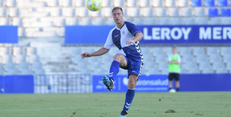 Jesús Olmo en el duel inaugural davant el Castellón | Roger Benet