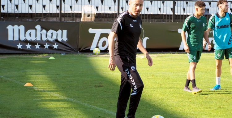 Óscar Cano dirigint una sessió aquesta pretemporada | CD Castellón