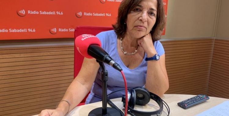 Mercè Calvet als estudis de Ràdio Sabadell | Arxiu Ràdio Sabadell