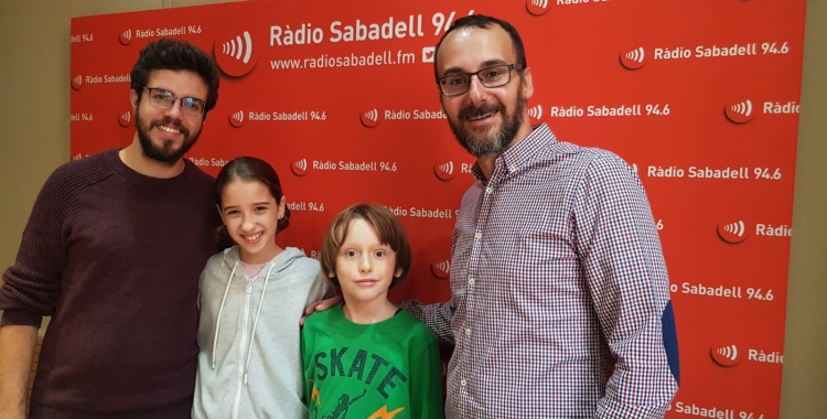 Més de 300 actors en escena a l'obra "Oliver el noi de l'Orfandat" Teatre Sant Vicenç