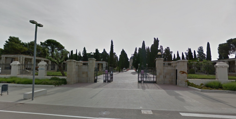 Entrada del cementiri de Sabadell | Google Maps