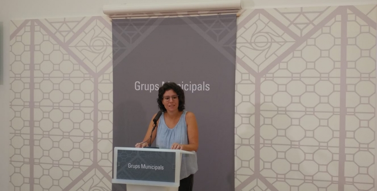 Marta Morell presentant la moció | Ràdio Sabadell