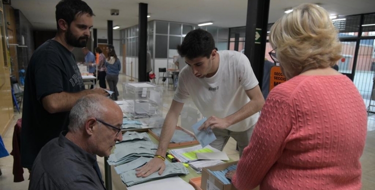 Imatge d'una mesa electoral de les darreres eleccions | Arxiu