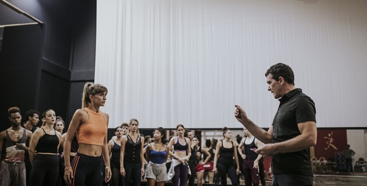 Antonio Bandera en u assaig del musical 'A Chorus Line'