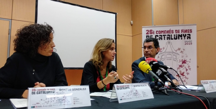 Montse González, Muntsa Vilalta i Ramon Ferrando a la presentació del calendari del 2020 | Helena Molist