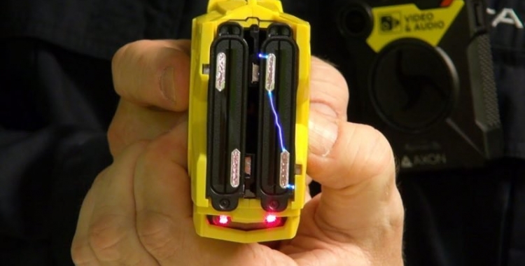 Ciutadans proposarà al ple comprar 3 o 4 pistoles Taser | Cedida