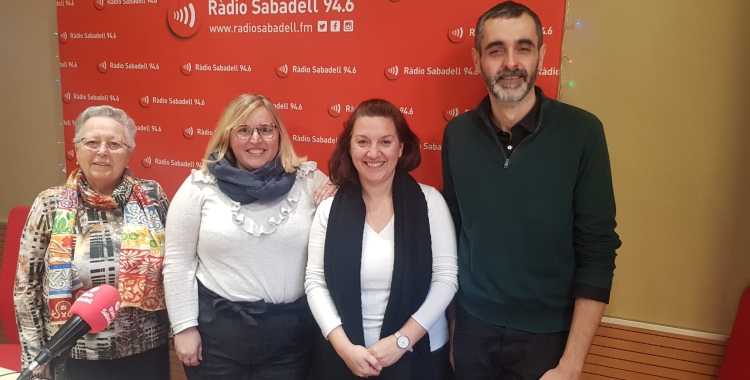  A cau d'orella: Descobrim el cafè-tertúlia  amb gent gran i i el projecte “Els llibres i els dies: comunitat lectora de Sabadell” a les biblioteques