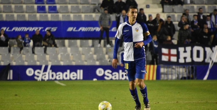Capó, en l'últim partit de lliga contra l'Ejea | Críspulo Díaz