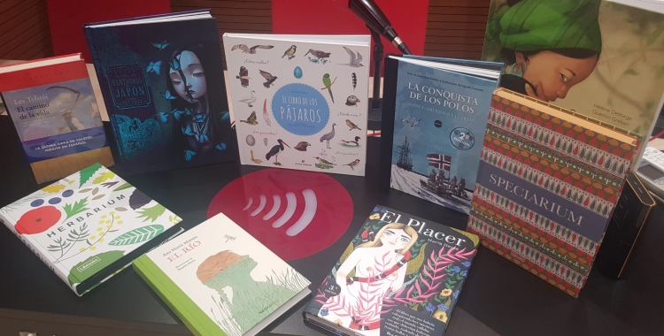 El llibre Obert: Històries que deixen empremta per incloure a la carta de ses majestats, els Reis mags d'Orient!