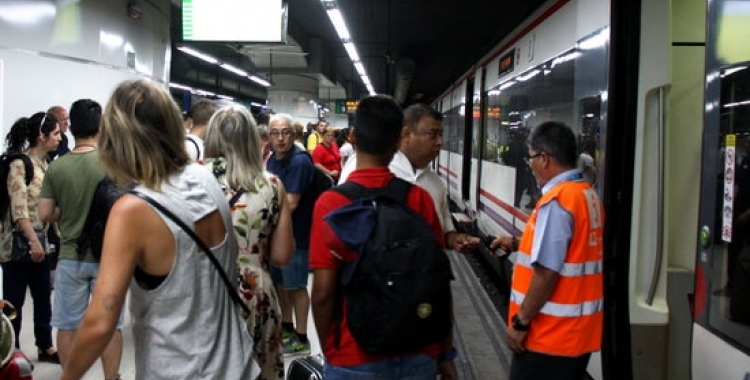 Hi haurà afectacions ferroviàries a la línia de Sabadell de Rodalies | ACN