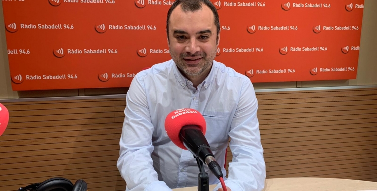 Jordi Ballart a l'estudi de Ràdio Sabadell | Mireia Sans