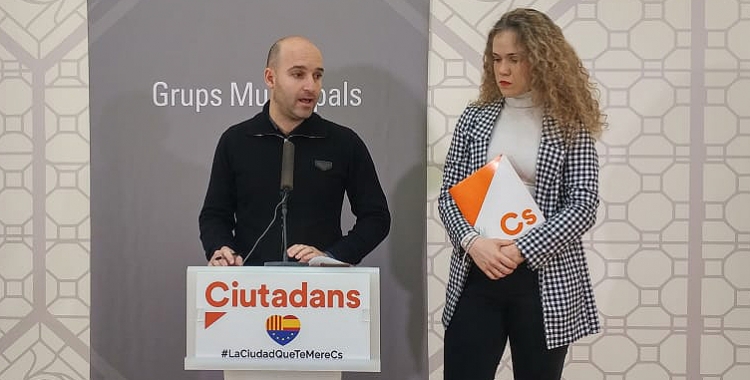 Els regidors de Ciutadans, Adrián Hernández i Laura Casado | Ràdio Sabadell