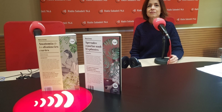 Marta Orriols, autora de les obres 'Anatomia de les distàncies curtes' i 'Aprendre a parlar amb les plantes' | Raquel García