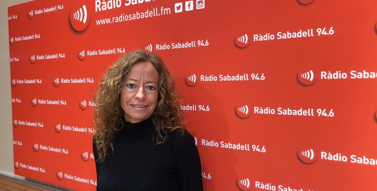 Lídia Coll a l'estudi de Ràdio Sabadell