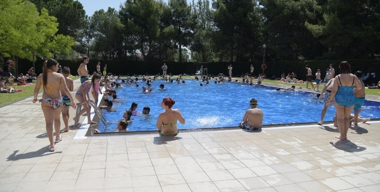 Imatge d'una de les piscines municipals de Sabadell | Roger Benet