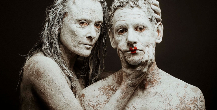 Marta Carrasco ret el seu particular homenatge a Lili Elbe, una de les primeres persones que es va canviar el sexe