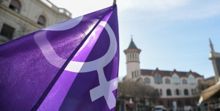 La vaga feminista divideix l'Ajuntament | Roger Benet