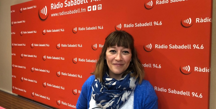 Núria Castells, Vibliotecaria: "Vull seguir treballant perquè la gent segueixi agafant el llibre al tren en comptes del mòbil" 