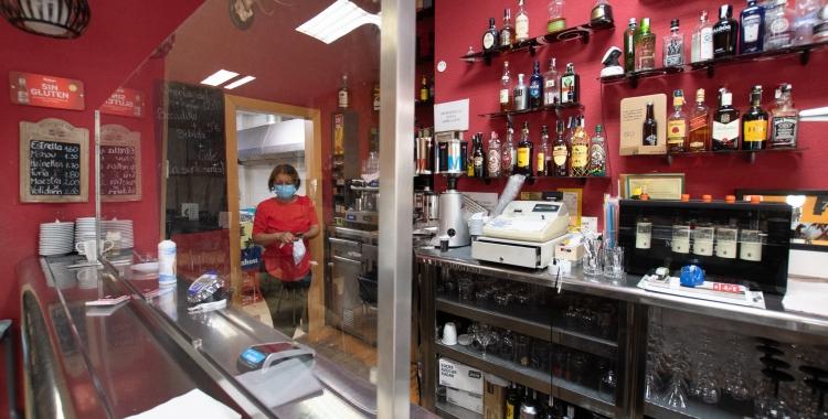 El Gremi d'Hostaleria de Sabadell alerta que un 20% dels bars i restaurants "no podran continuar" | Roger Benet