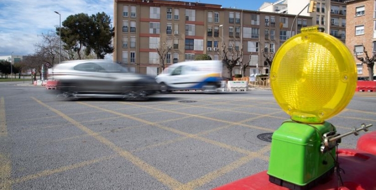 Els veïns reivindiquen la finalització de les obres del soterrament i de la Rambla Ibèria, que en el primer cas fa més de 3 anys que es van iniciar | Roger Benet