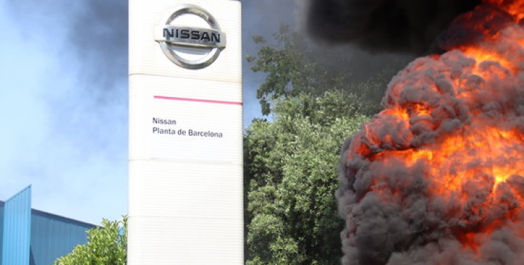 Protestes a la planta de Nissan de la Zona Franca aquest matí | ACN