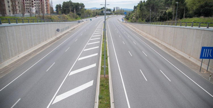 La mobilitat va caure un 85% el primer mes i mig de confinament | Roger Benet