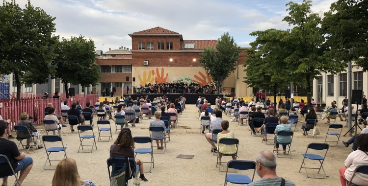 Imatge d'un dels espectacles al pati de l'Estruch aquest estiu | Carles de la Rosa