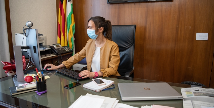 Marta Farrés, alcaldessa de Sabadell, al seu despatx | Roger Benet