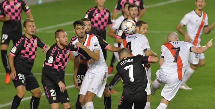 Aquesta ha estat una de les moltes ocasions que ha tingut el Rayo en el partit | Rayo Vallecano