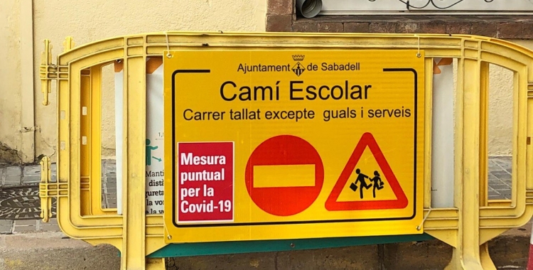 Tanca que barra el pas als vehicles d'ús privat | Ajuntament de Sabadell