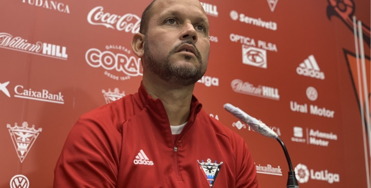 José Alberto López avui en roda de premsa | CD Mirandés